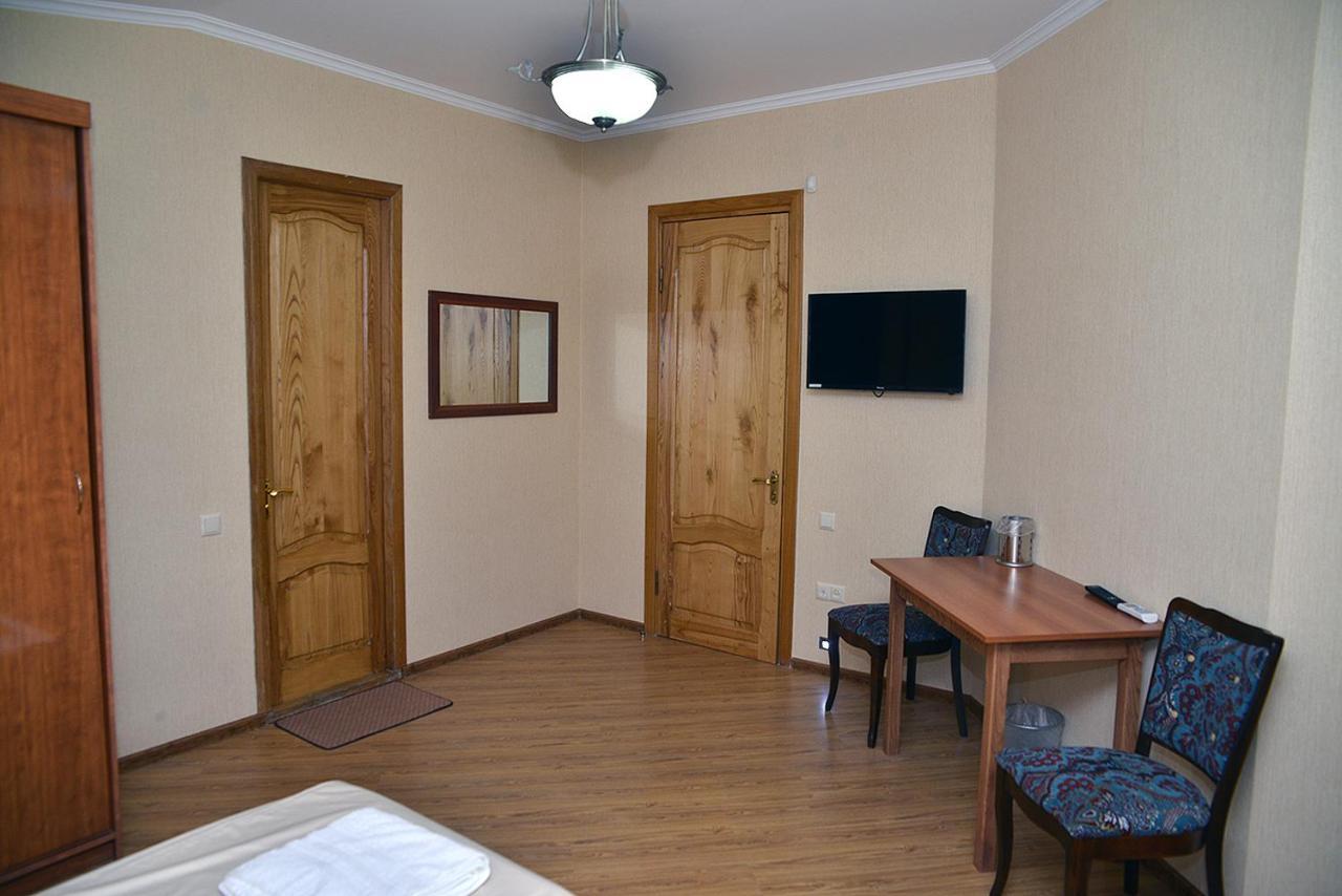 Center Villa 쿠타이시 외부 사진