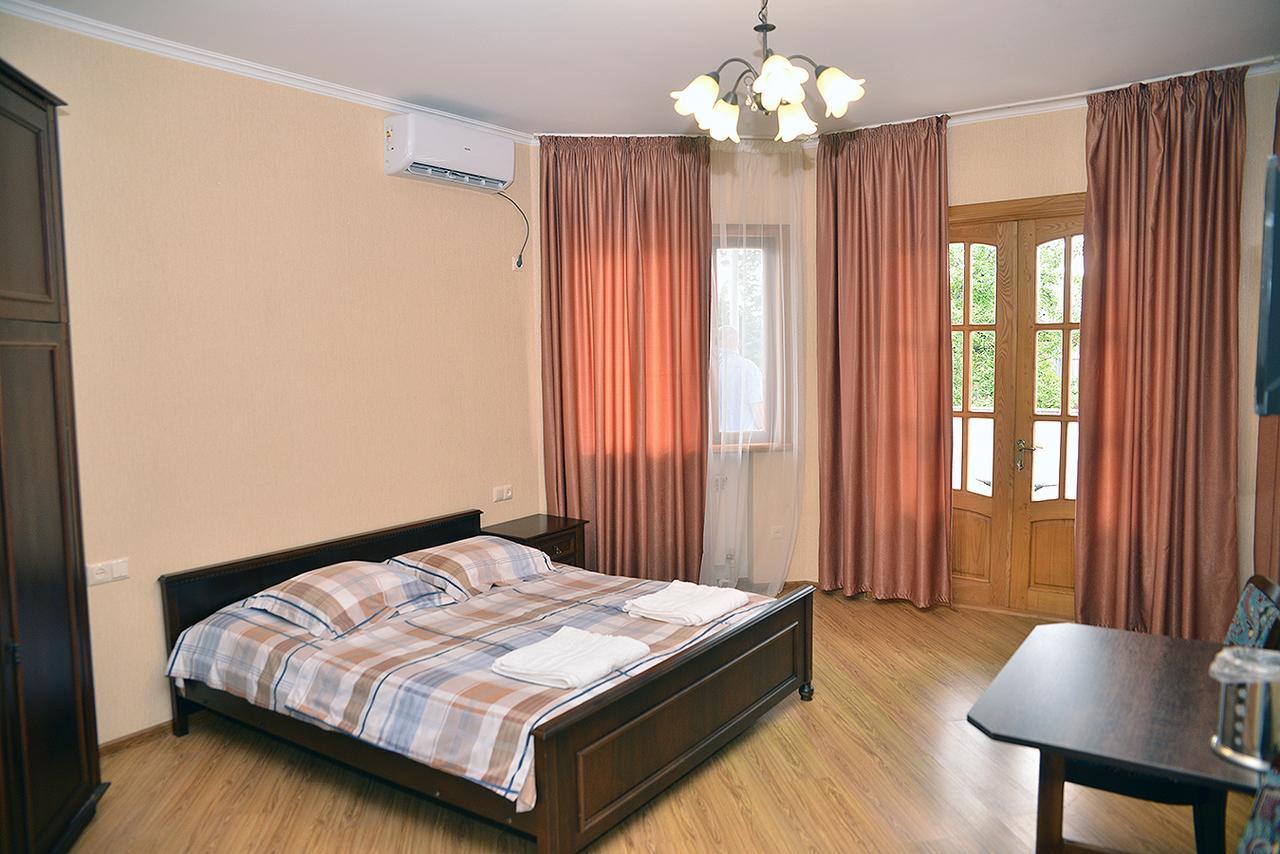 Center Villa 쿠타이시 외부 사진